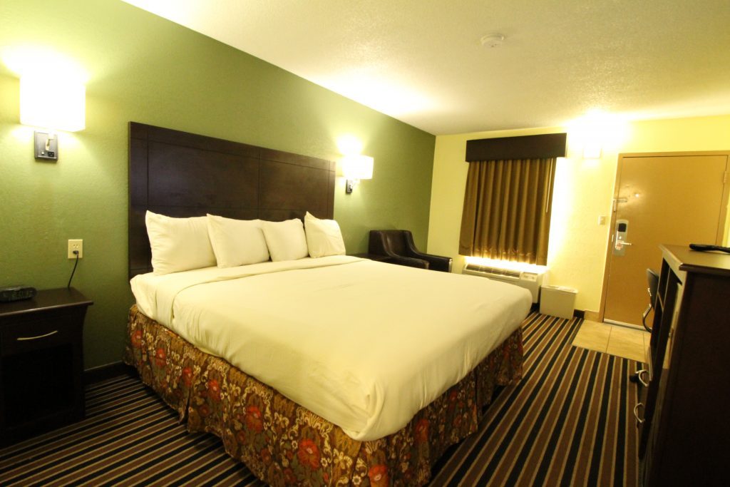 Accessible Room at Regency Inn & Suites